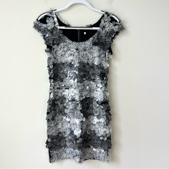 Vintage Y2k DVF Diane Von Furstenberg Big Sequin Party Mini Dress - Picture 1 of 7